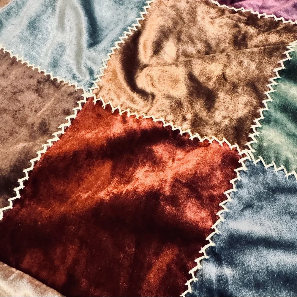 Patchwork Velvet Quilt - Multicolor